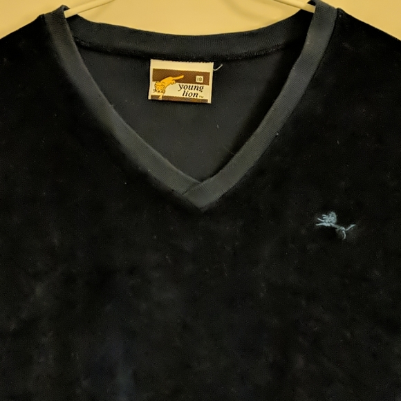 Sweater - Picture 2 of 3